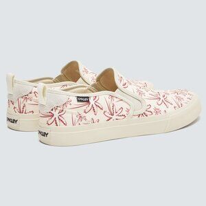 Oakley B1B Classic Slip On Three Lines Palms Arctic Shoes EU 38 NEW IN BOX